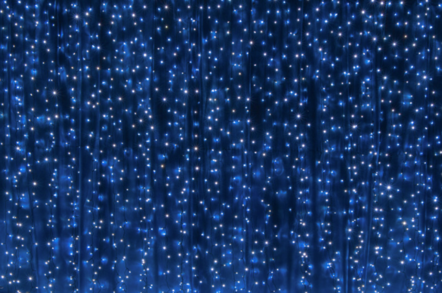 kurtyna świetlna na ścianie